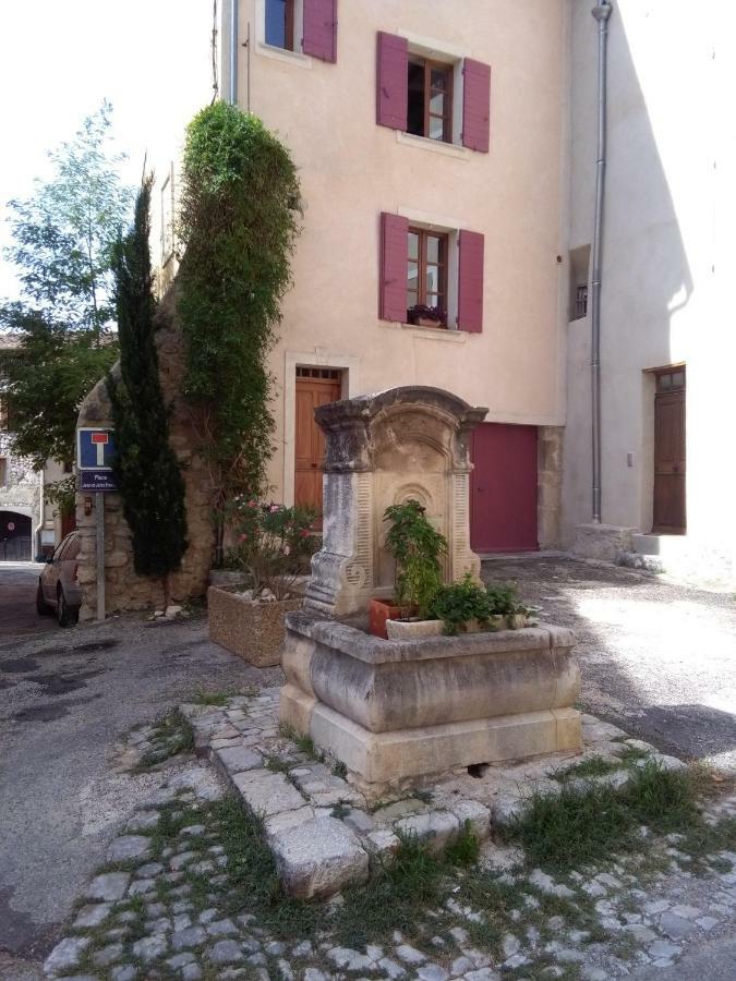 La Maison Derriere La Fontaine Buis-les-Baronnies Exterior photo